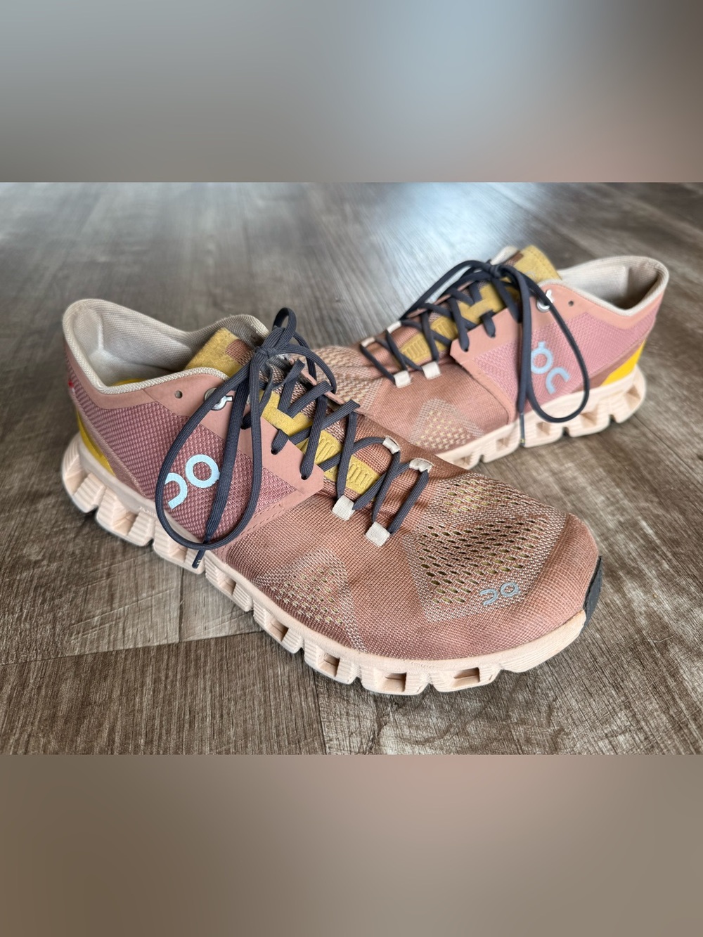 On Cloud X Shoes Womens 9 Running Mocha Sand Lace Up Low Top Athletic Sneakers